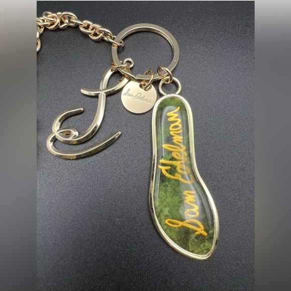 Designer Keychain Charms Goldtone Metal Logo Marbelized Shoe Sam Edelman Sandal - Picture 3 of 13